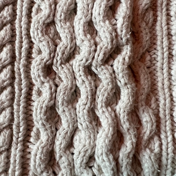 Crewcuts ivory cable knit sweater - Picture 3 of 3